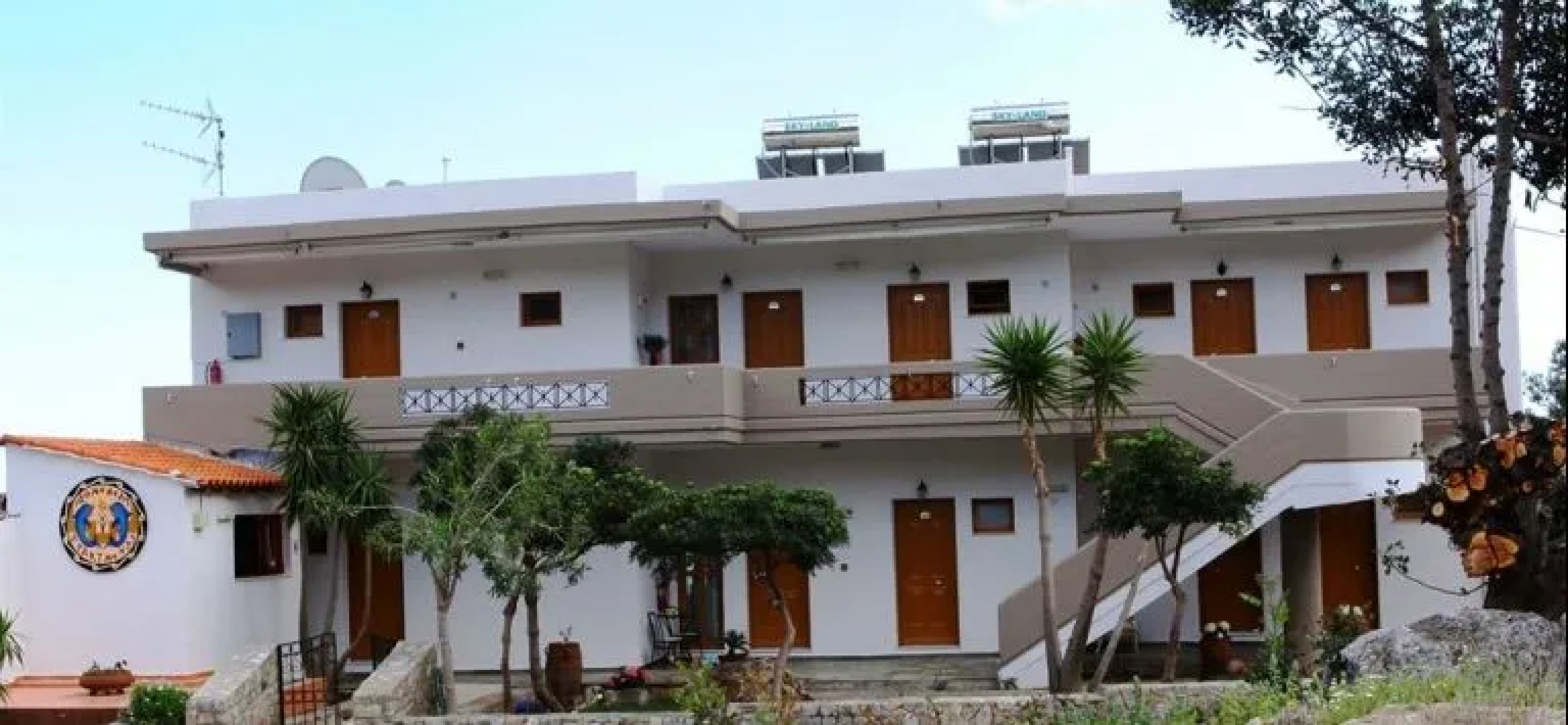 Idomeneas Apartments