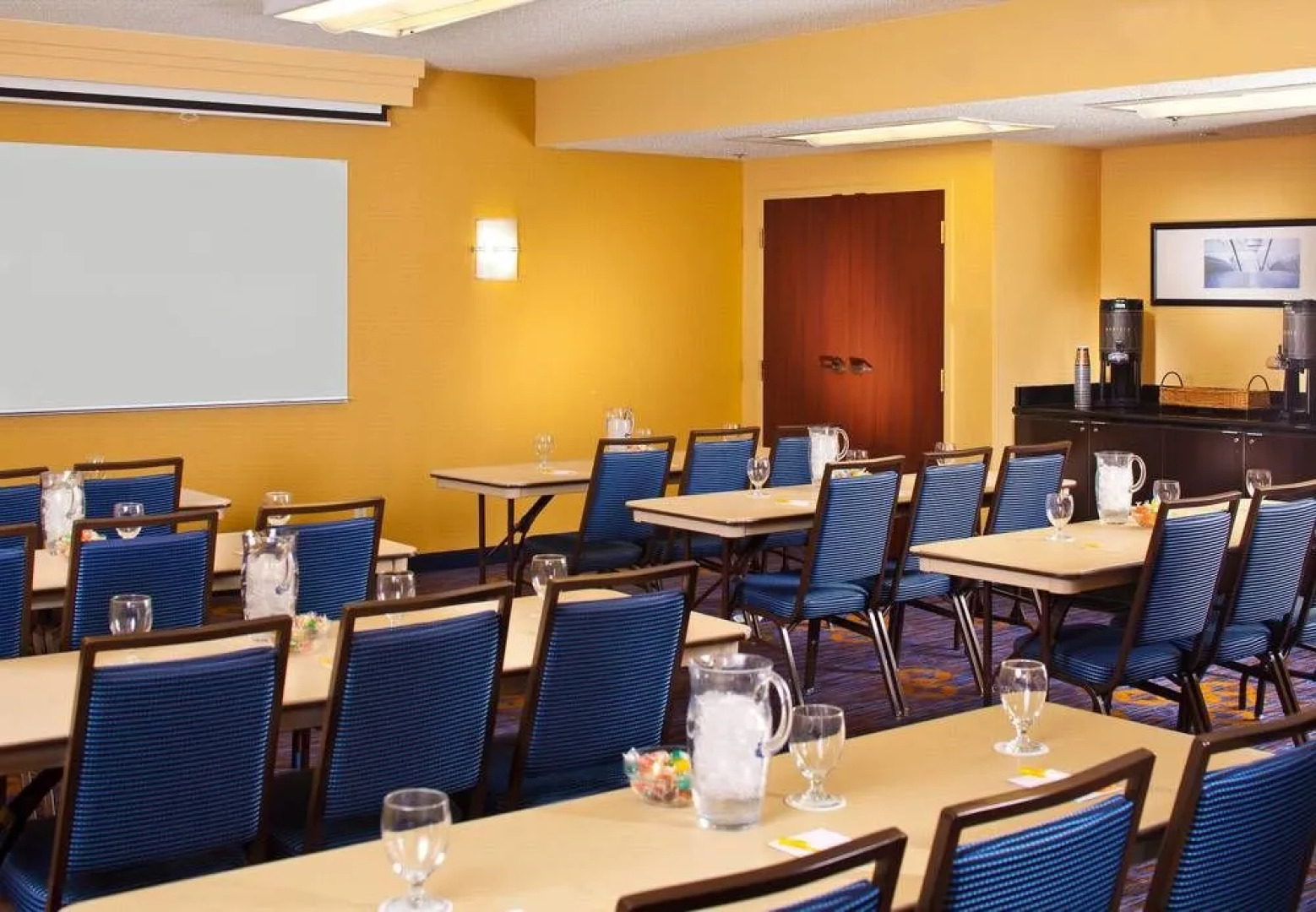 Courtyard Little Rock West