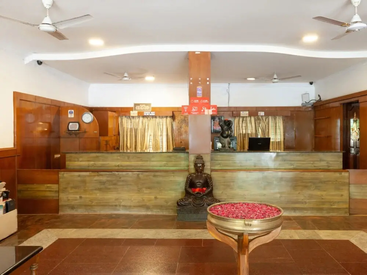 Capital O 40116 Sea Breeze Resort