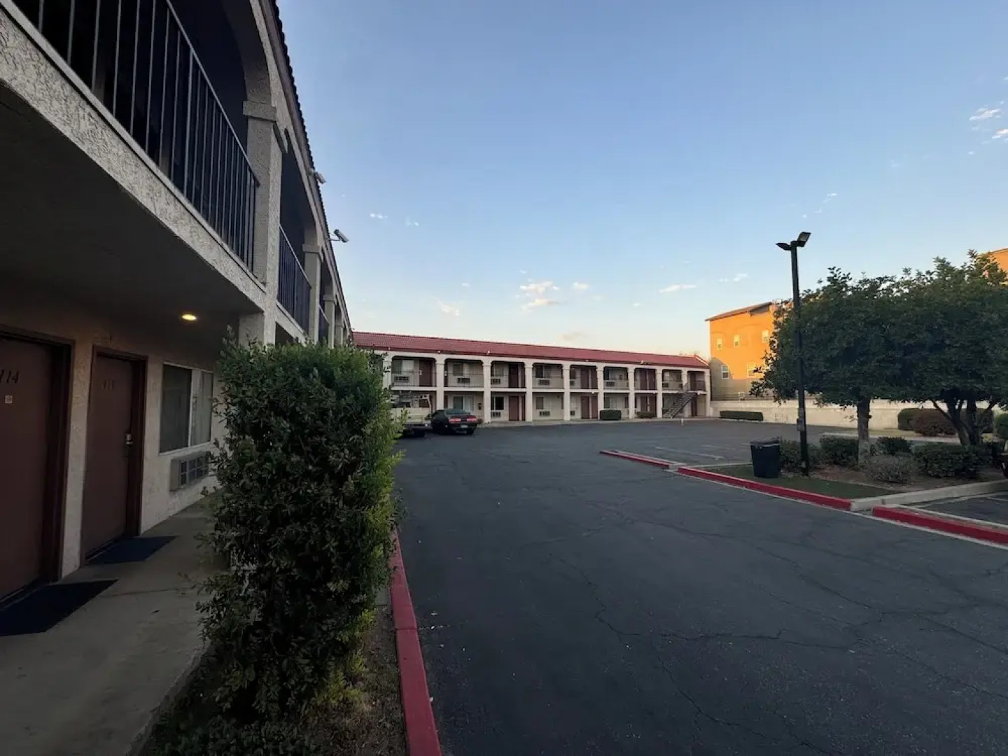 Casa Blanca Hotel & Suites Azusa