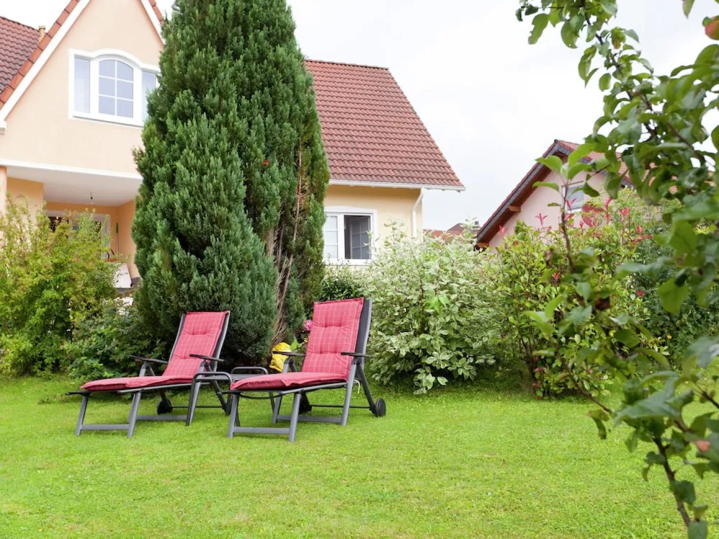 Cozy Apartment in Gerolstein with Garden