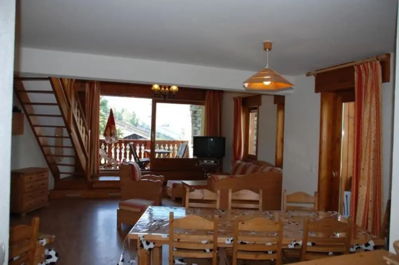 Apartment With 3 Bedrooms in Bourg-saint-maurice, With Wonderful Mount