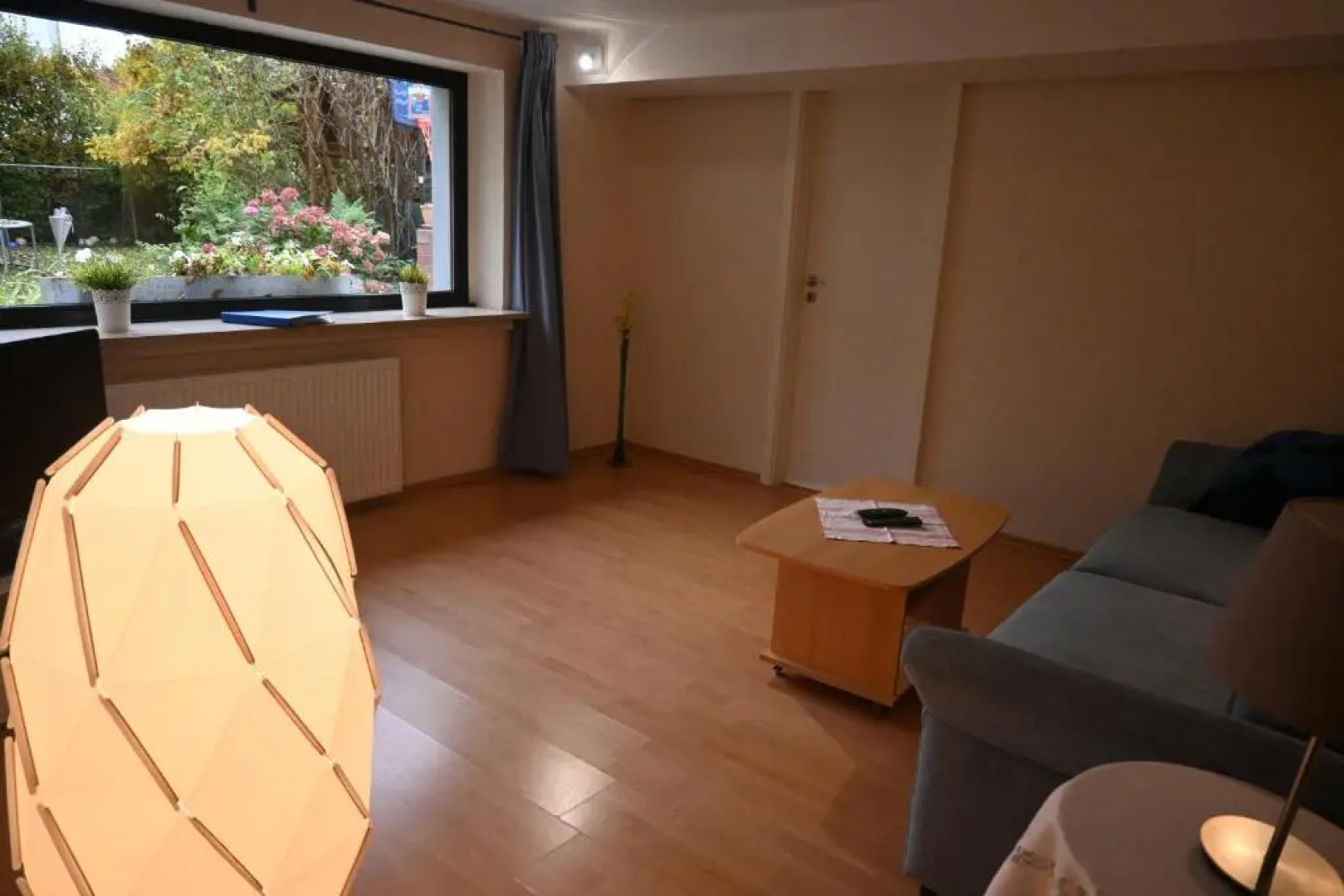 2 Zi-Appartment mit Gartennutzung