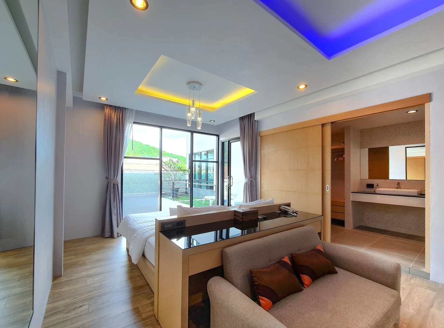 Oneloft Hotel