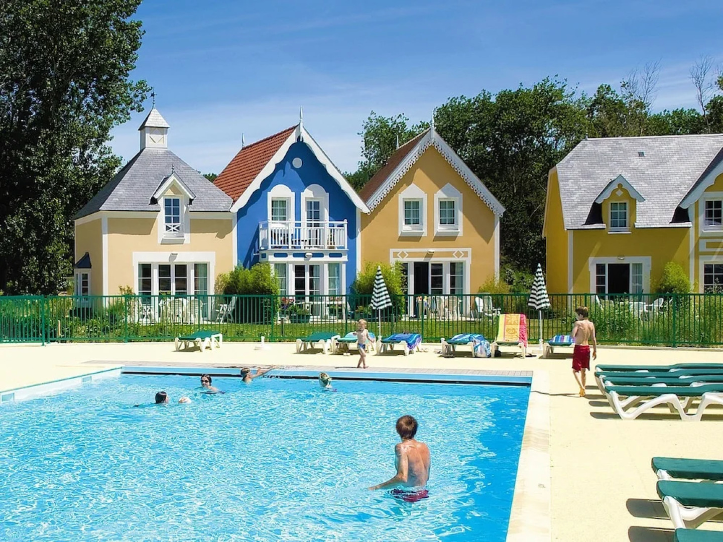 Comfortable House With Dishwasher, Located in Nature Reserve