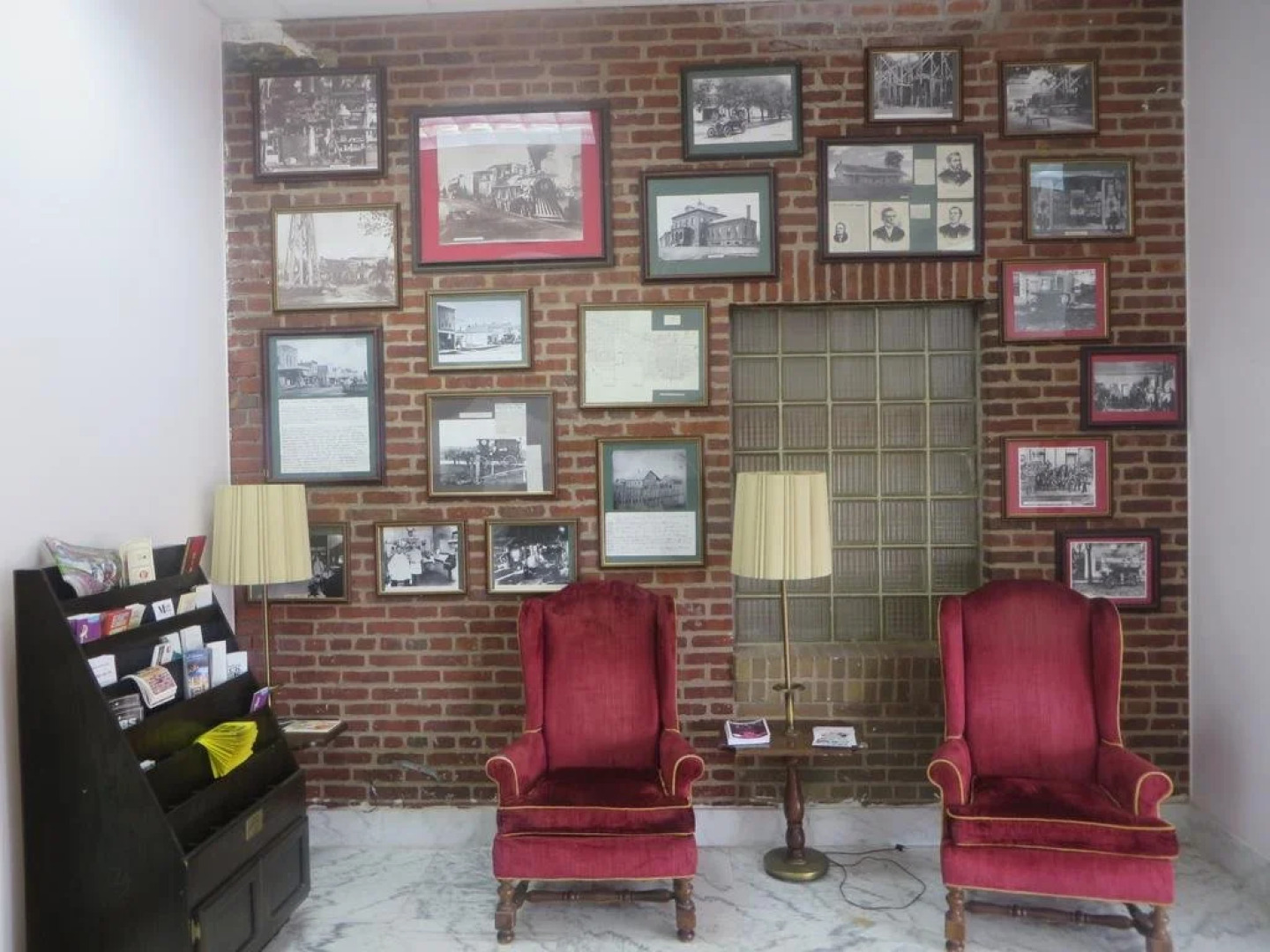 Urbana Landmark Hotel