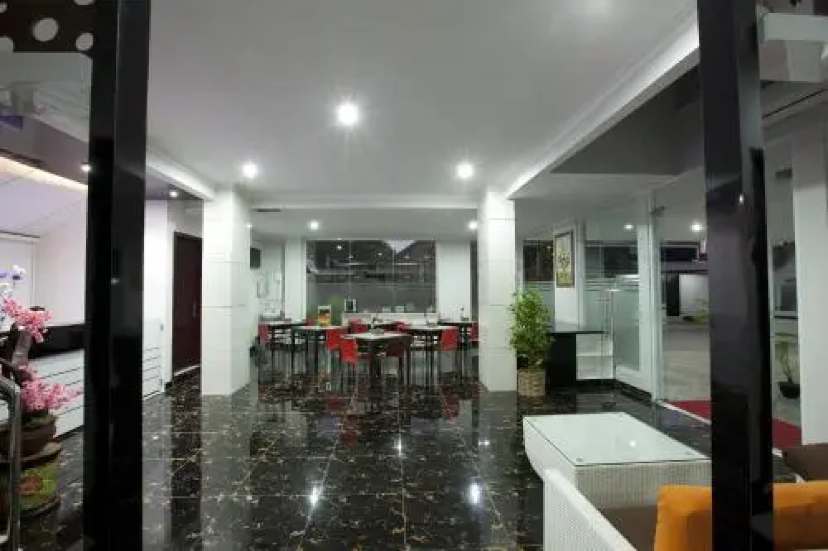 Violet Hotel Malioboro