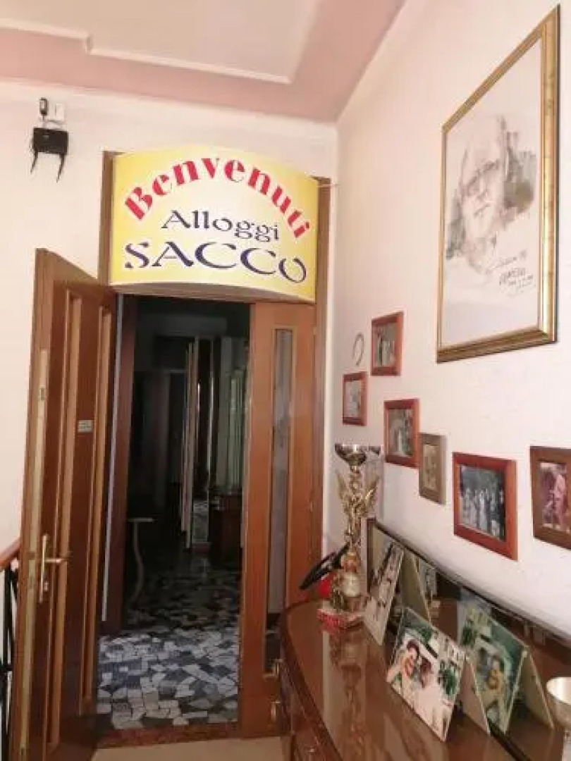 Sacco Alloggi