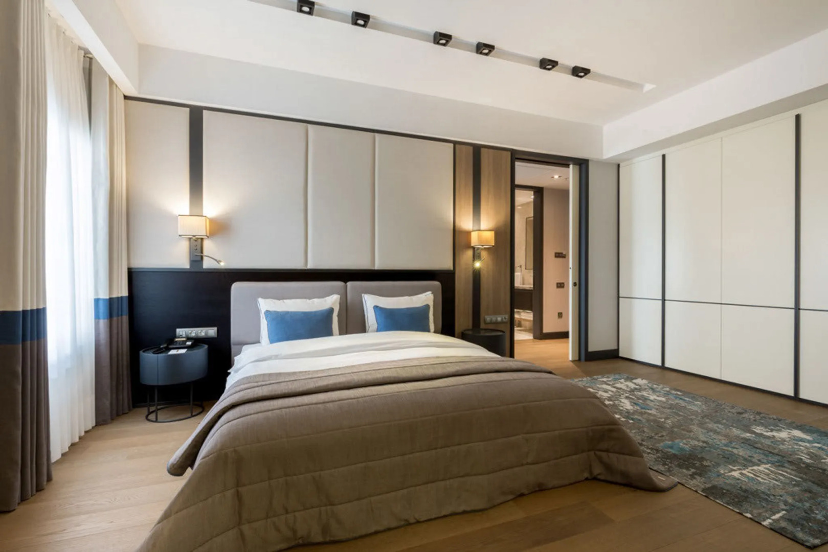 The 45 Business Hotel - Spa