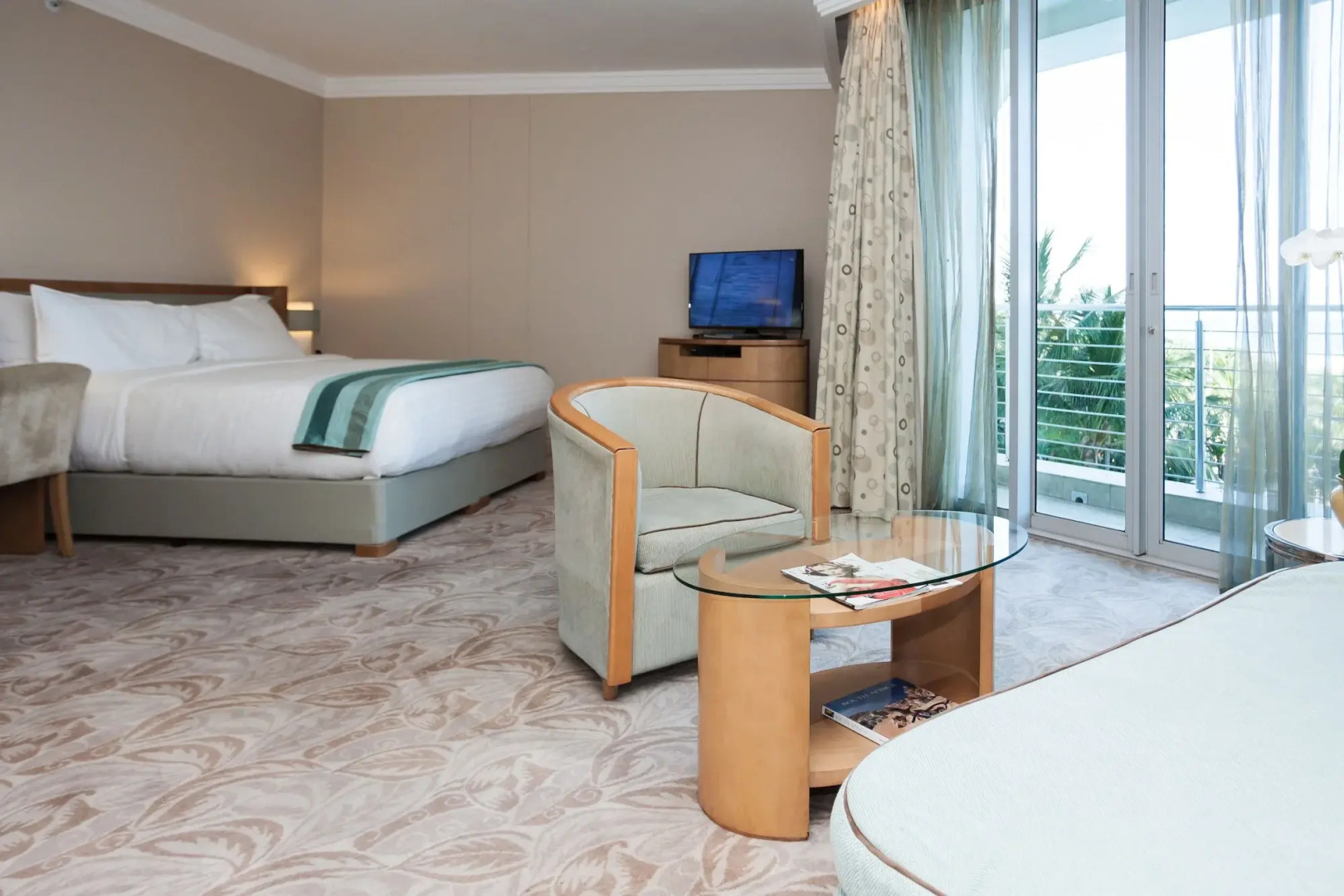 Suncoast Hotel & Towers