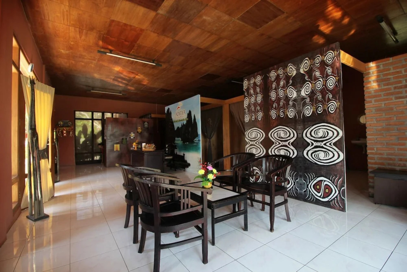 Airy Singaraja Raya Lovina Bali