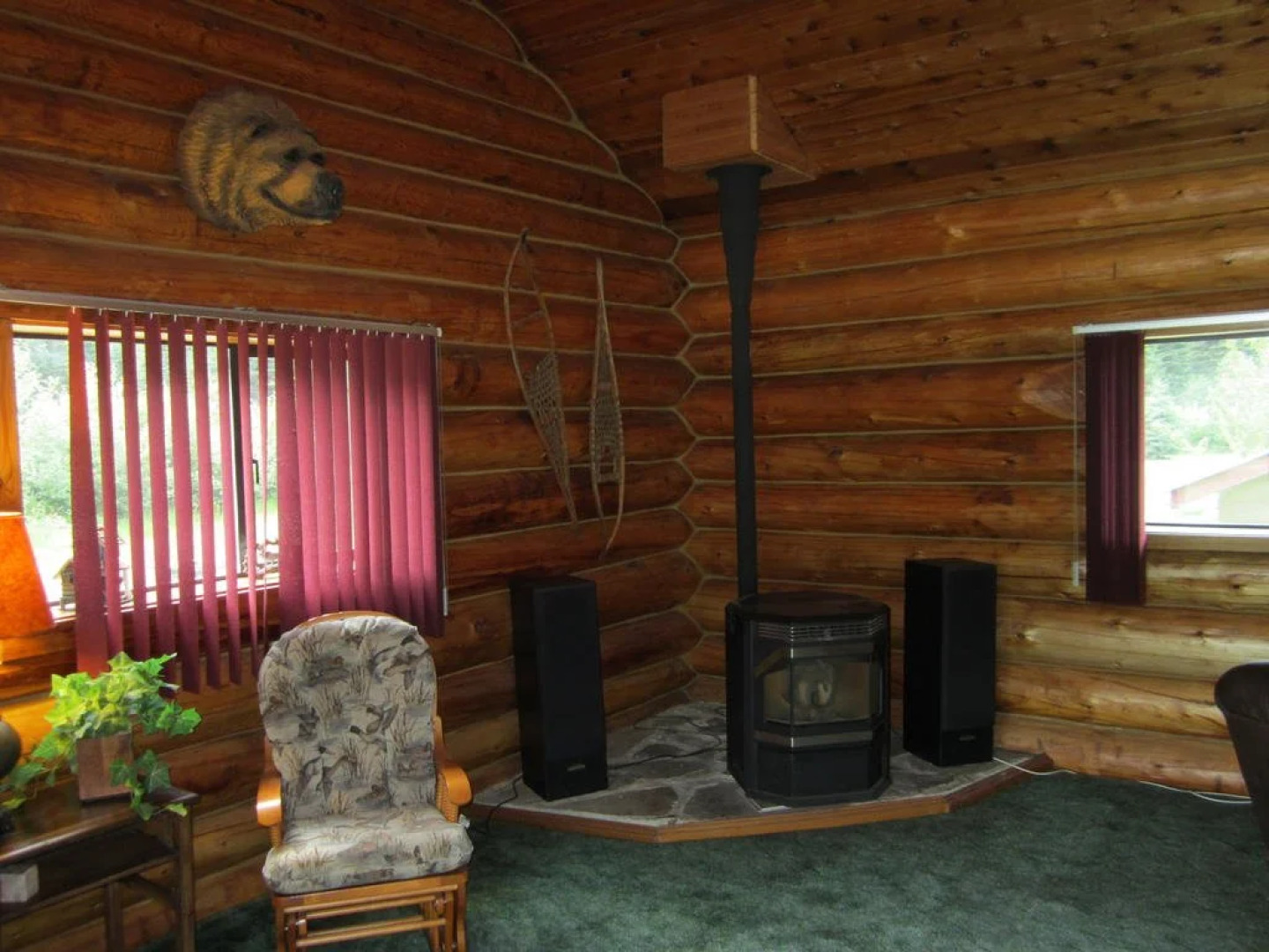 Summit River Lodge & Campsites