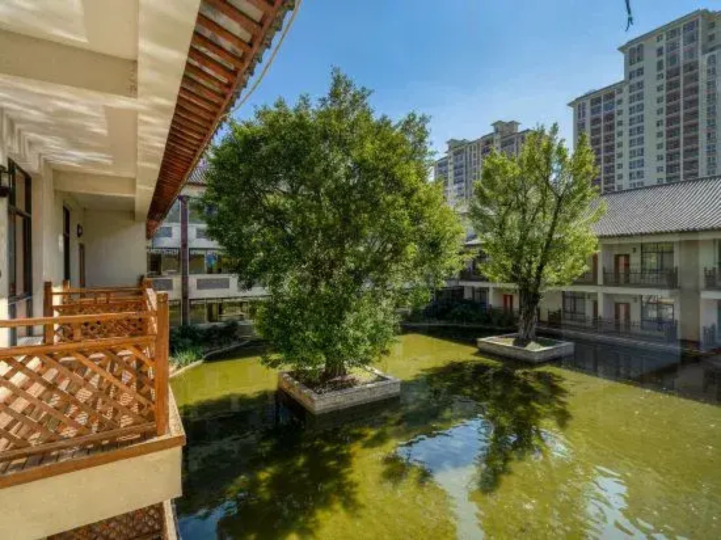 Shiping Tianyi Hotel