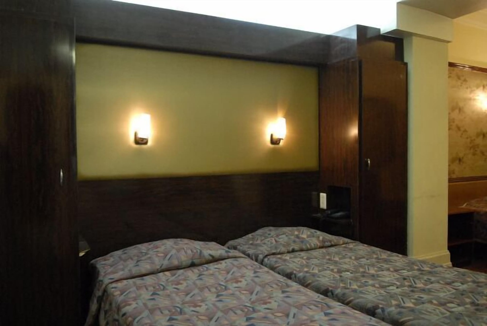 Manhattan Hotel Brussels