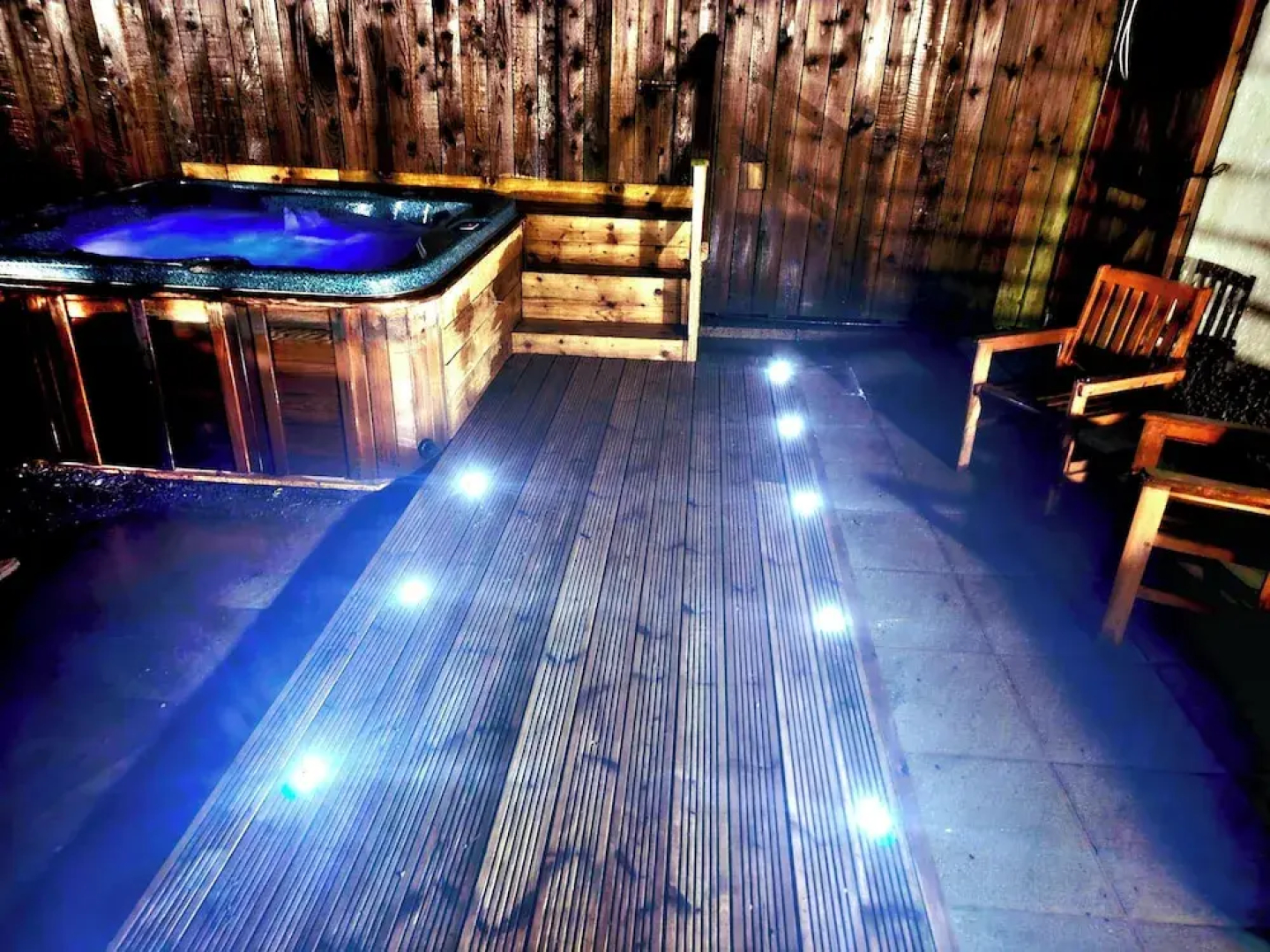 Seaside Bliss Retreat - 5 Bedroom House