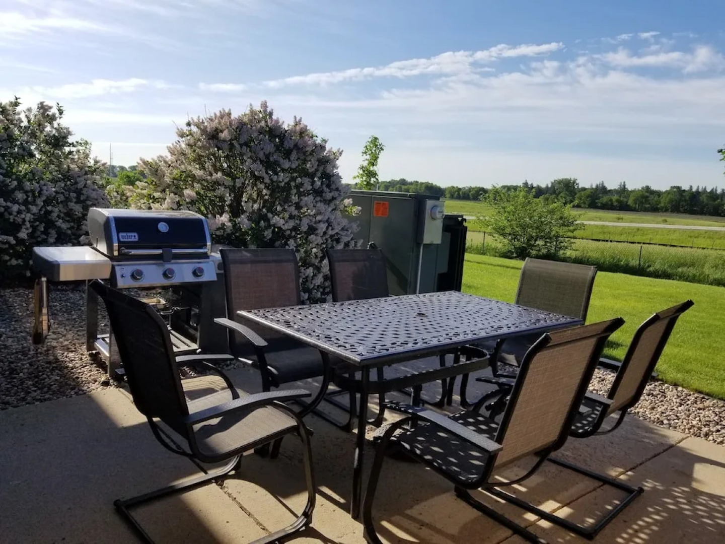 Super 8 Motel - St. James