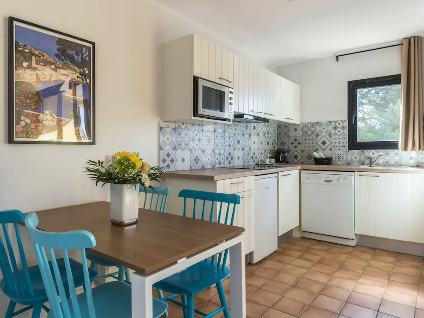 Stylish apartment with AC, located on a beautiful bay