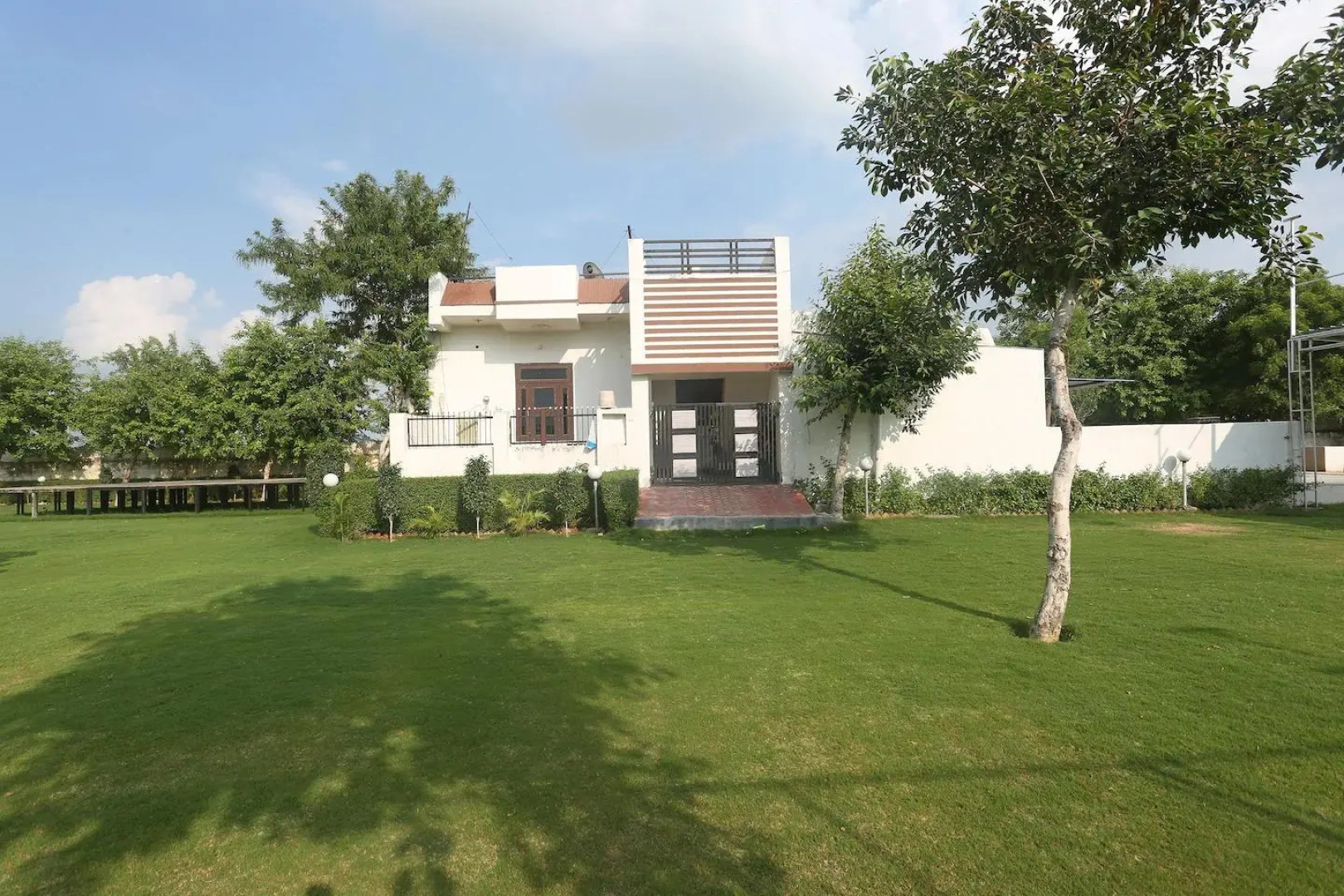 OYO 18301 Hotel A-one