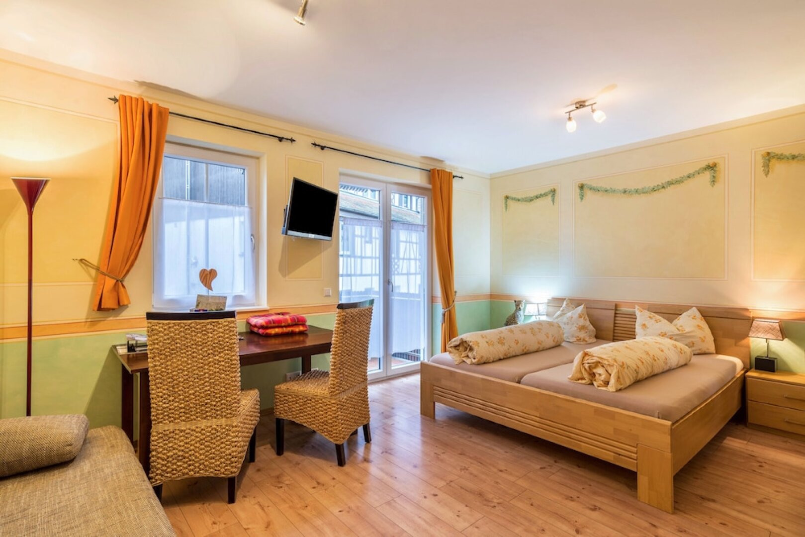 SCHUSTERjunge APARTHOTEL