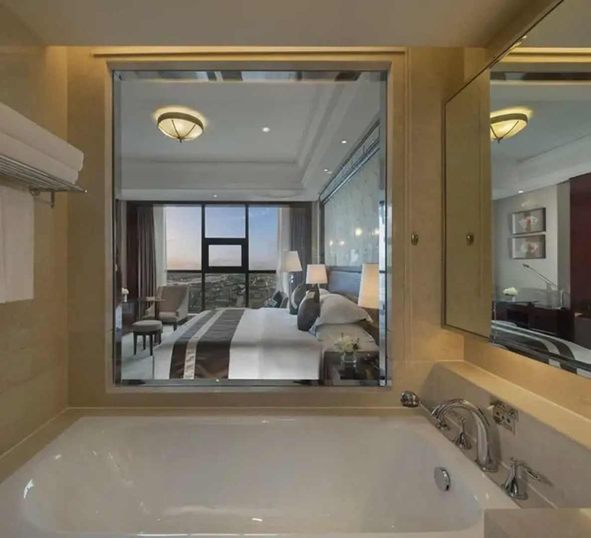 Maison New Century Hotel Cixi