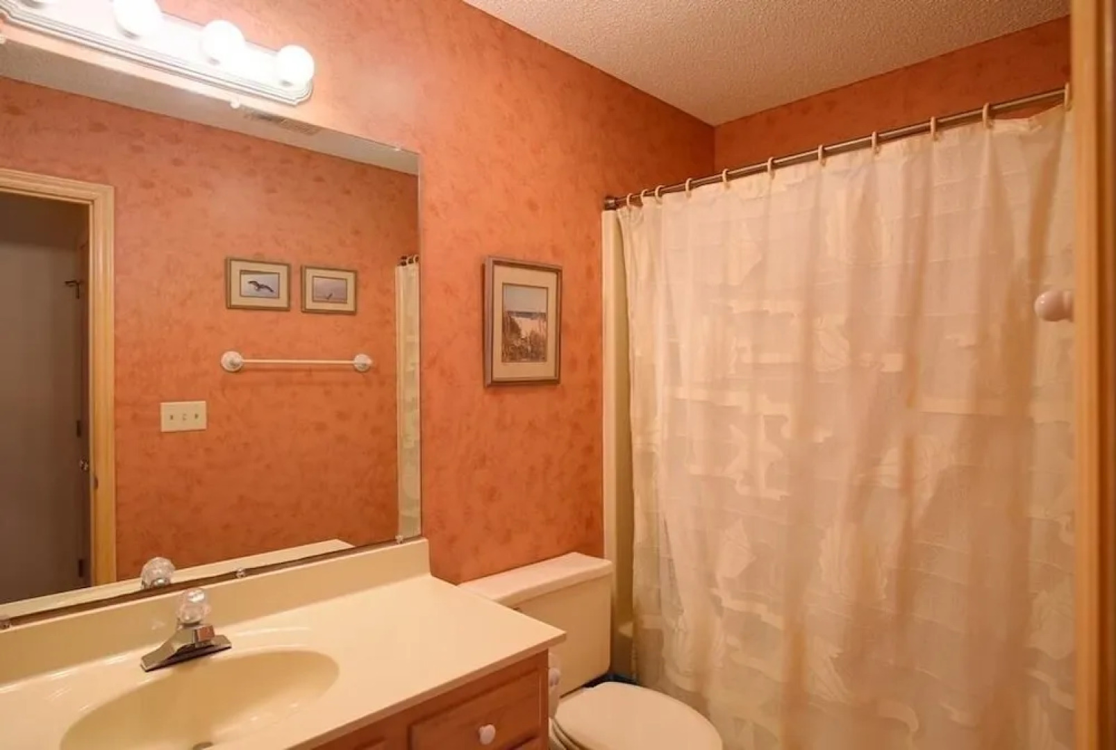 Pirate's Pride 3 Bedroom Home by RedAwning