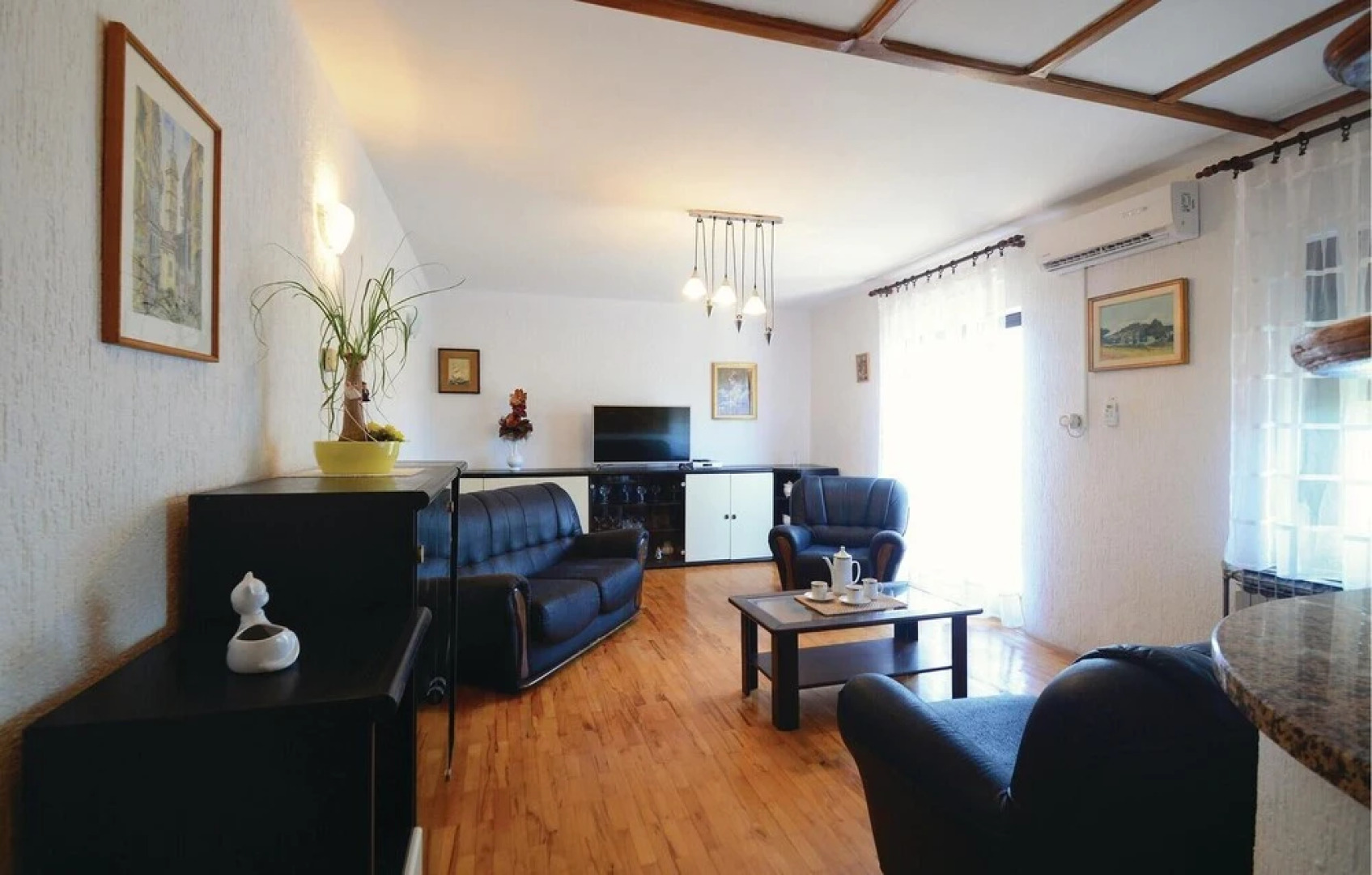 Stunning Home in Barisici With Wifi and 4 Bedrooms