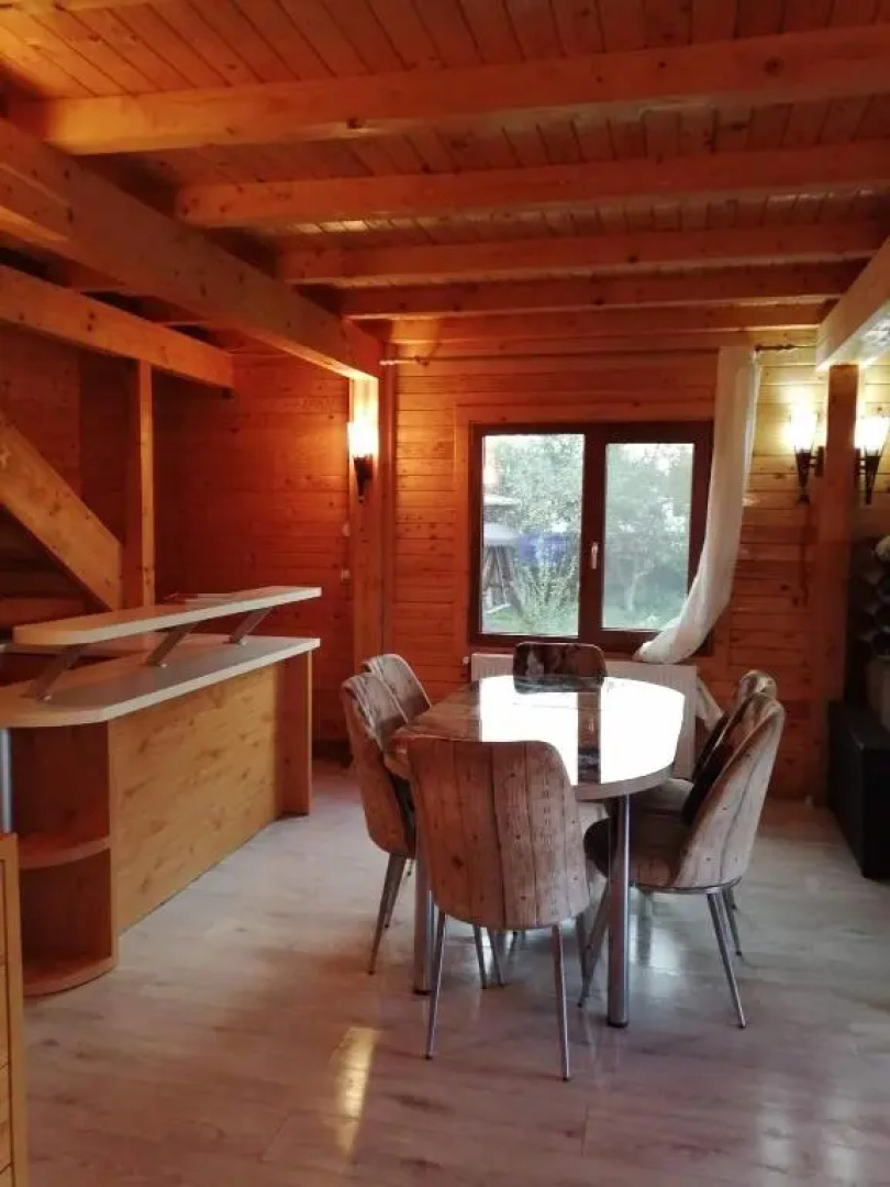 Cabana de lemn Mioveni