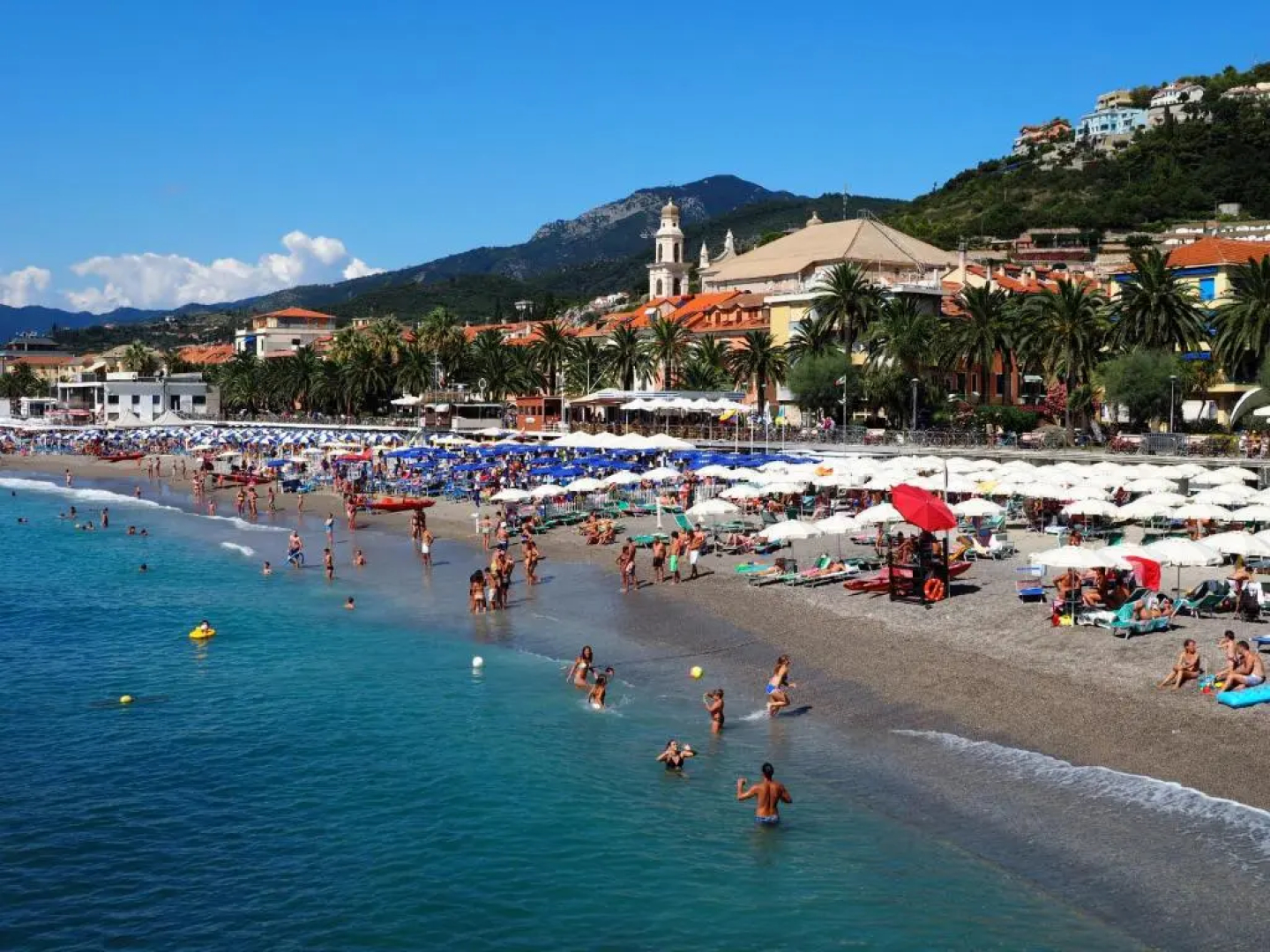 Tra Gli Ulivi