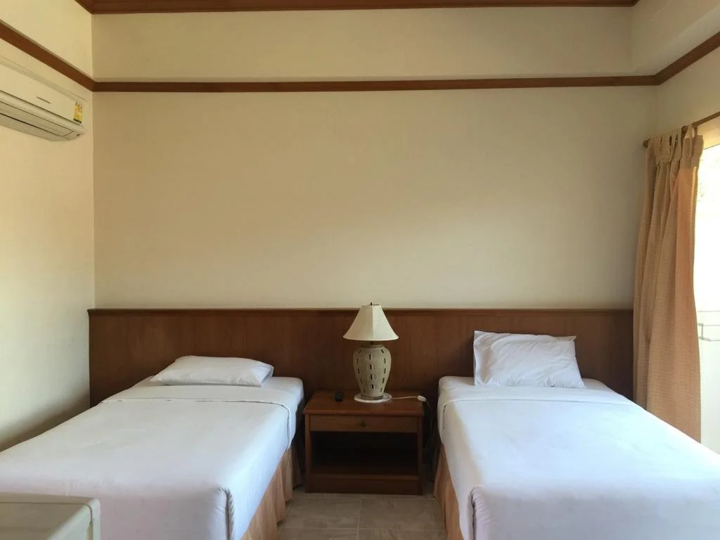 Kata Sun Beach Hotel