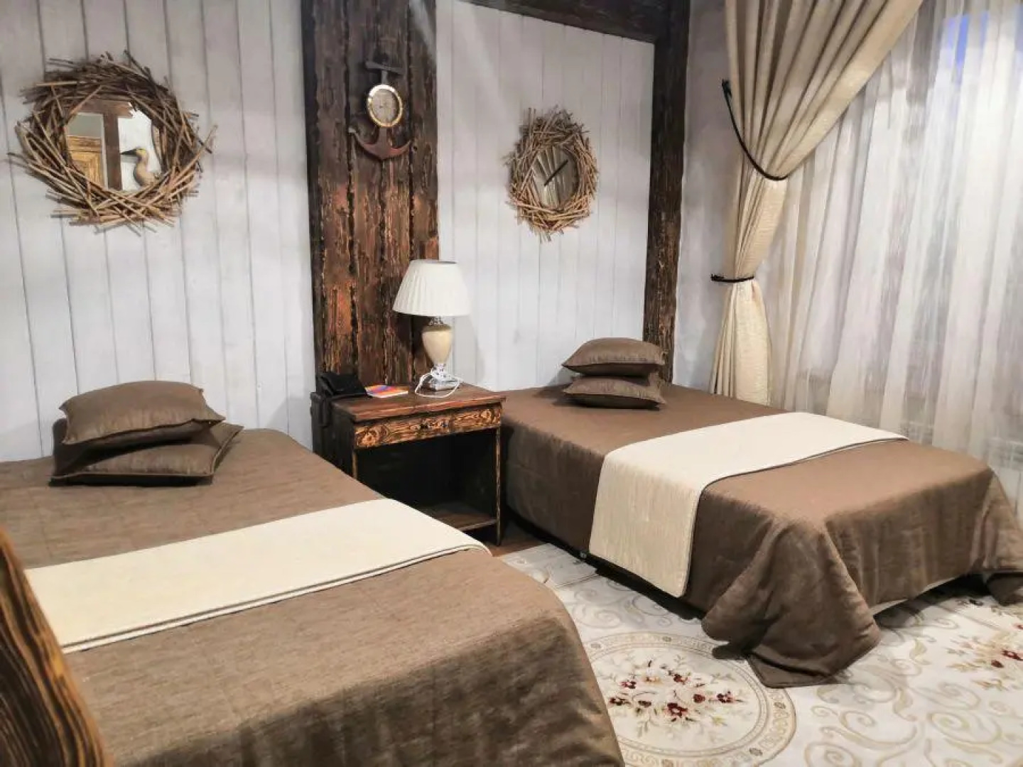 Fishing and Hunting Base Yakor'