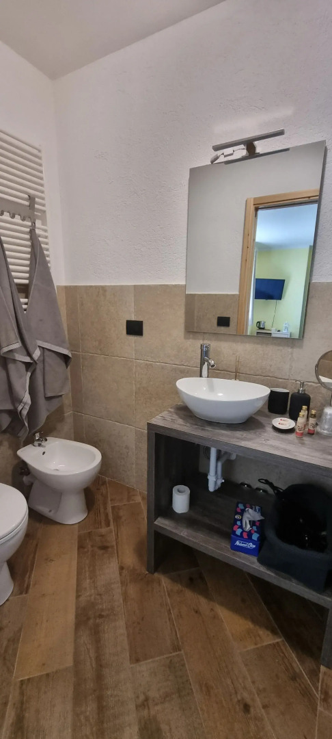 Lo Noyer Et Les Roses