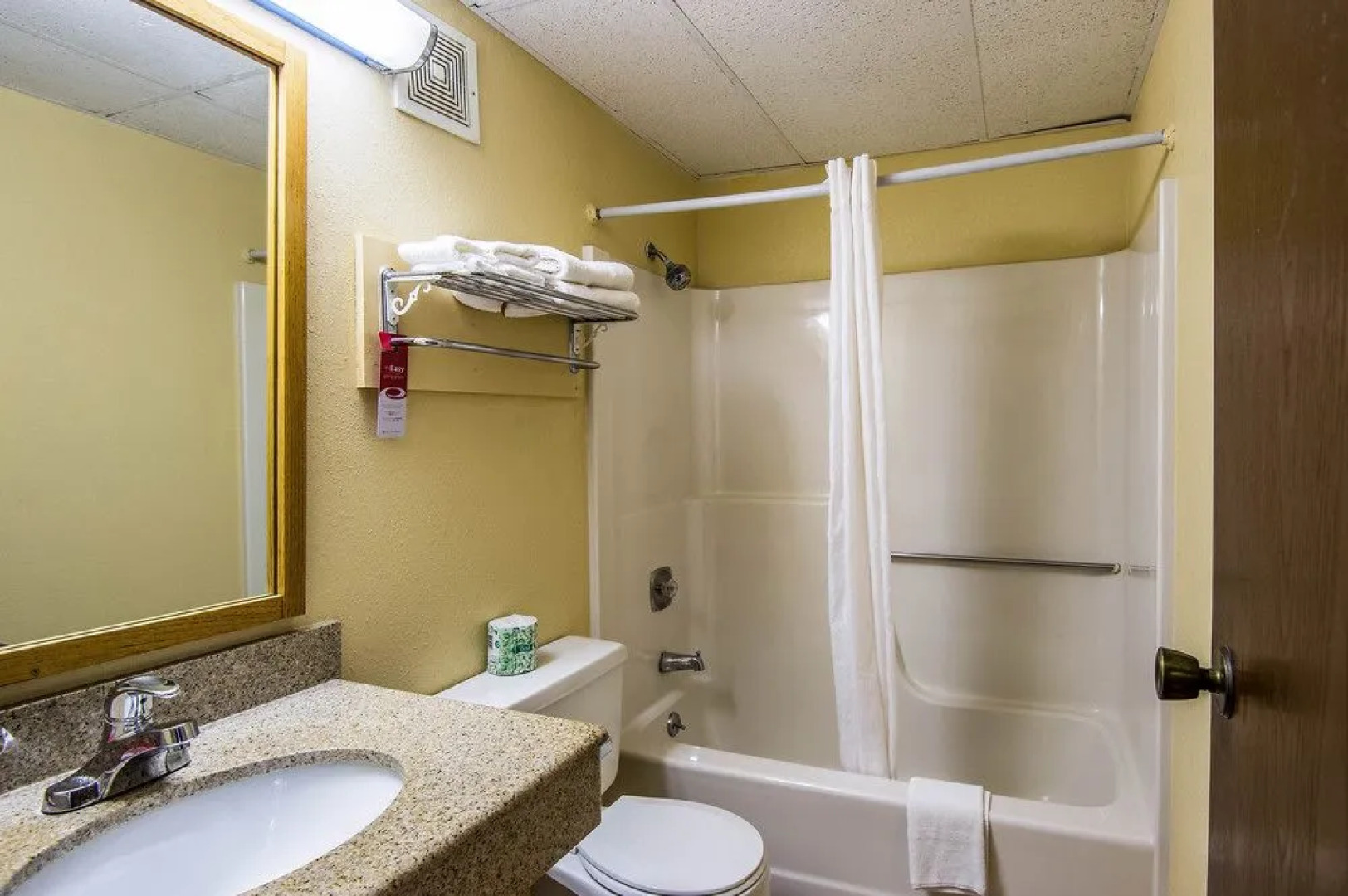 Econo Lodge Junction City I-70 Near Fort Riley