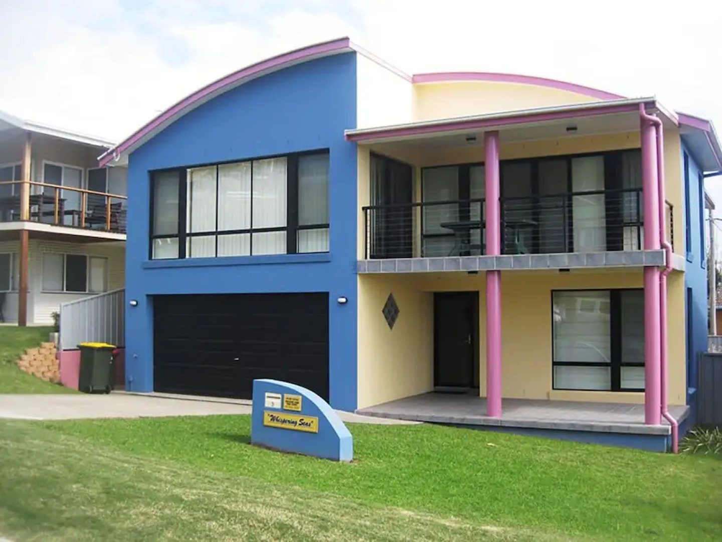 Whispering Seas @ Crescent Head