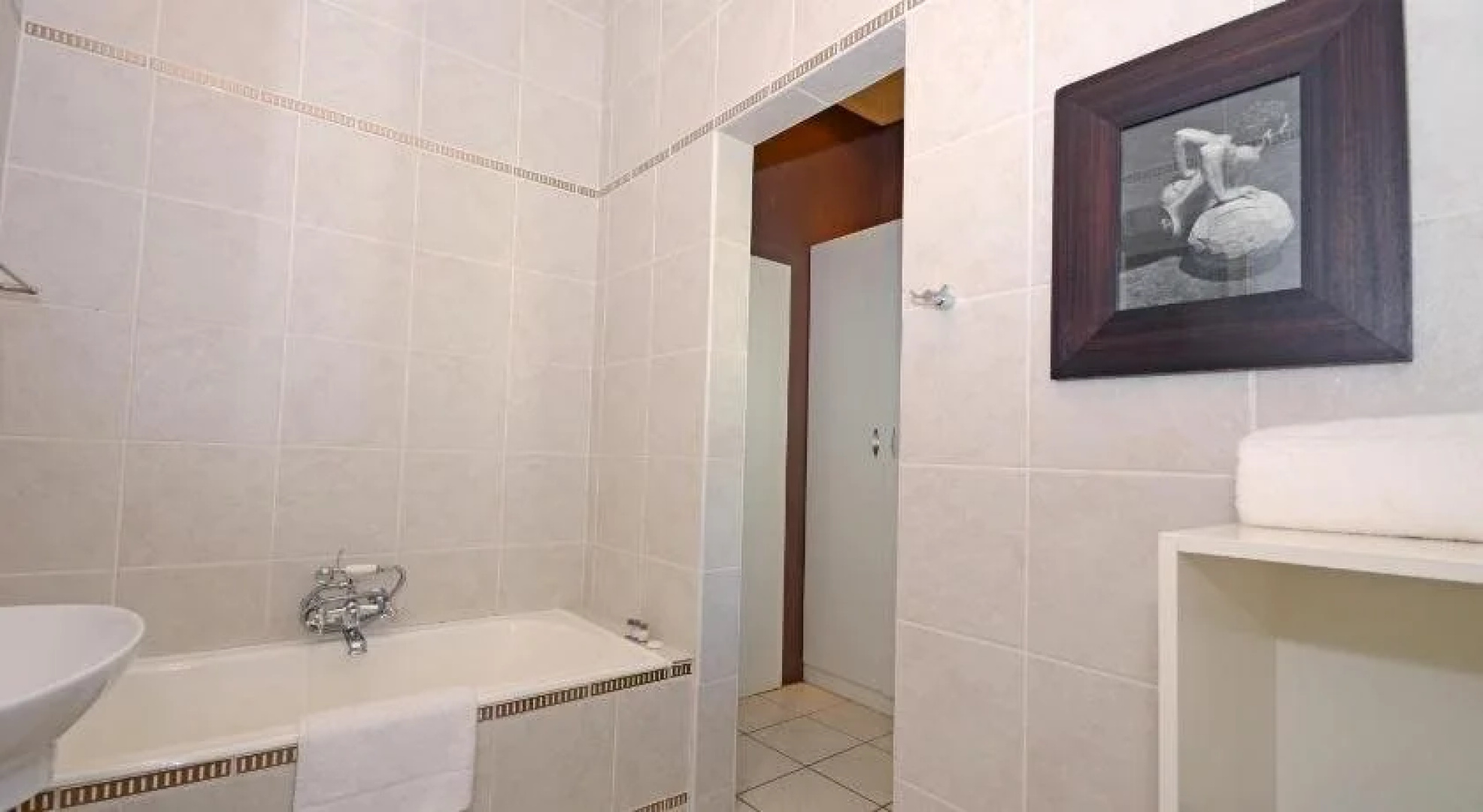 Saffron Guest House