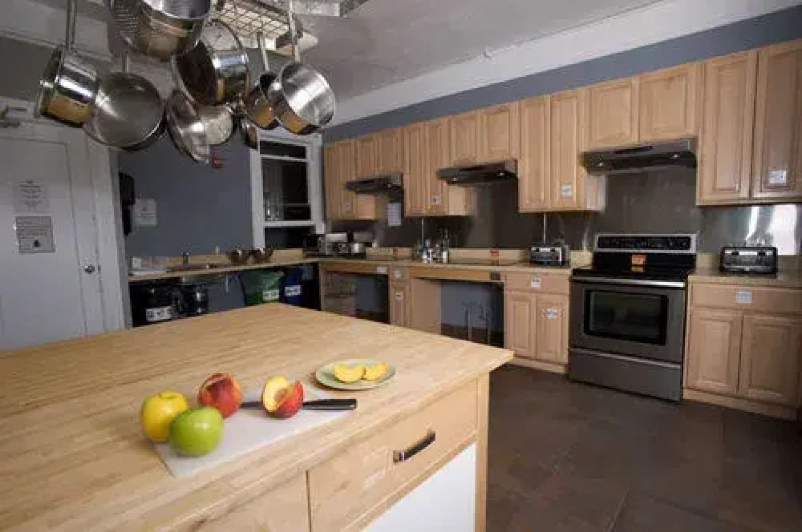 HI San Francisco Downtown Hostel