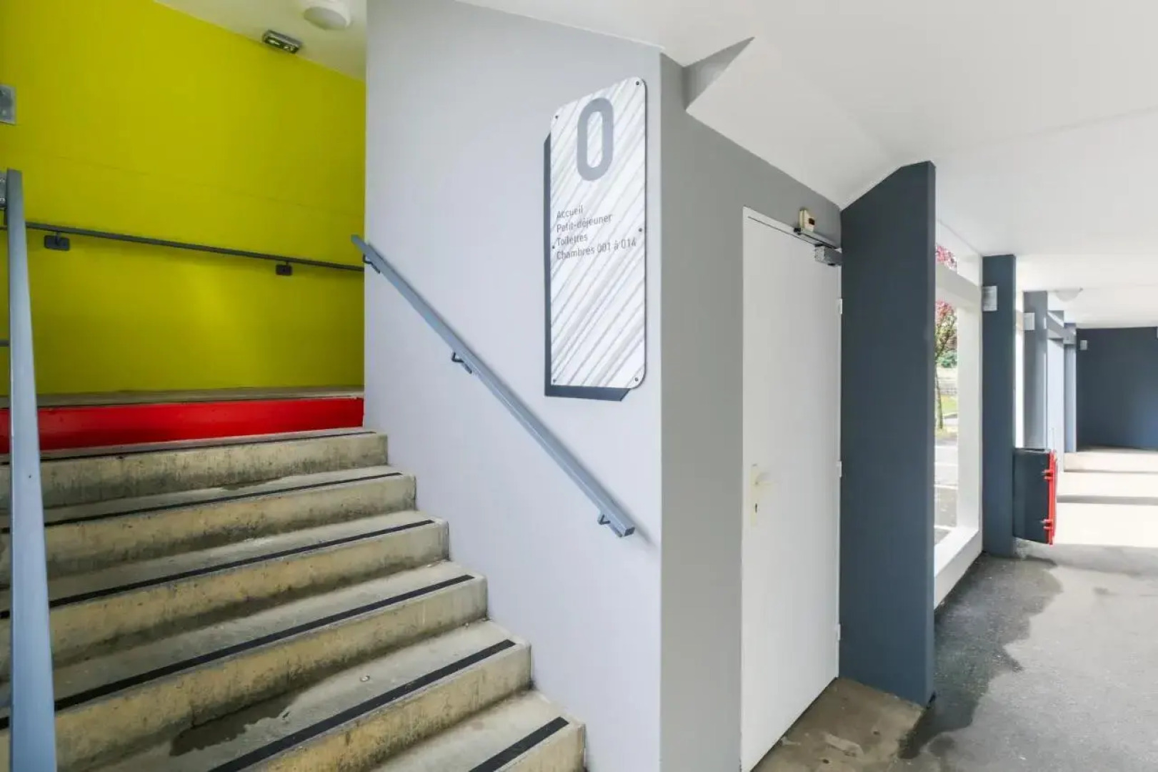 B&B HOTEL Metz Augny