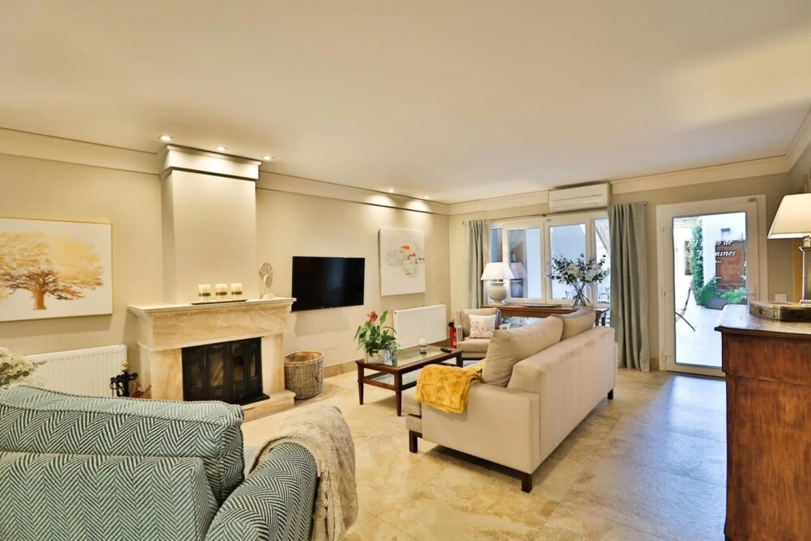 El Patio de los Jazmines "Boutique-House"