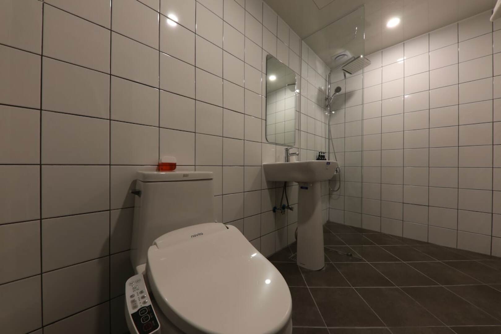 HOTEL YaJa West Gate