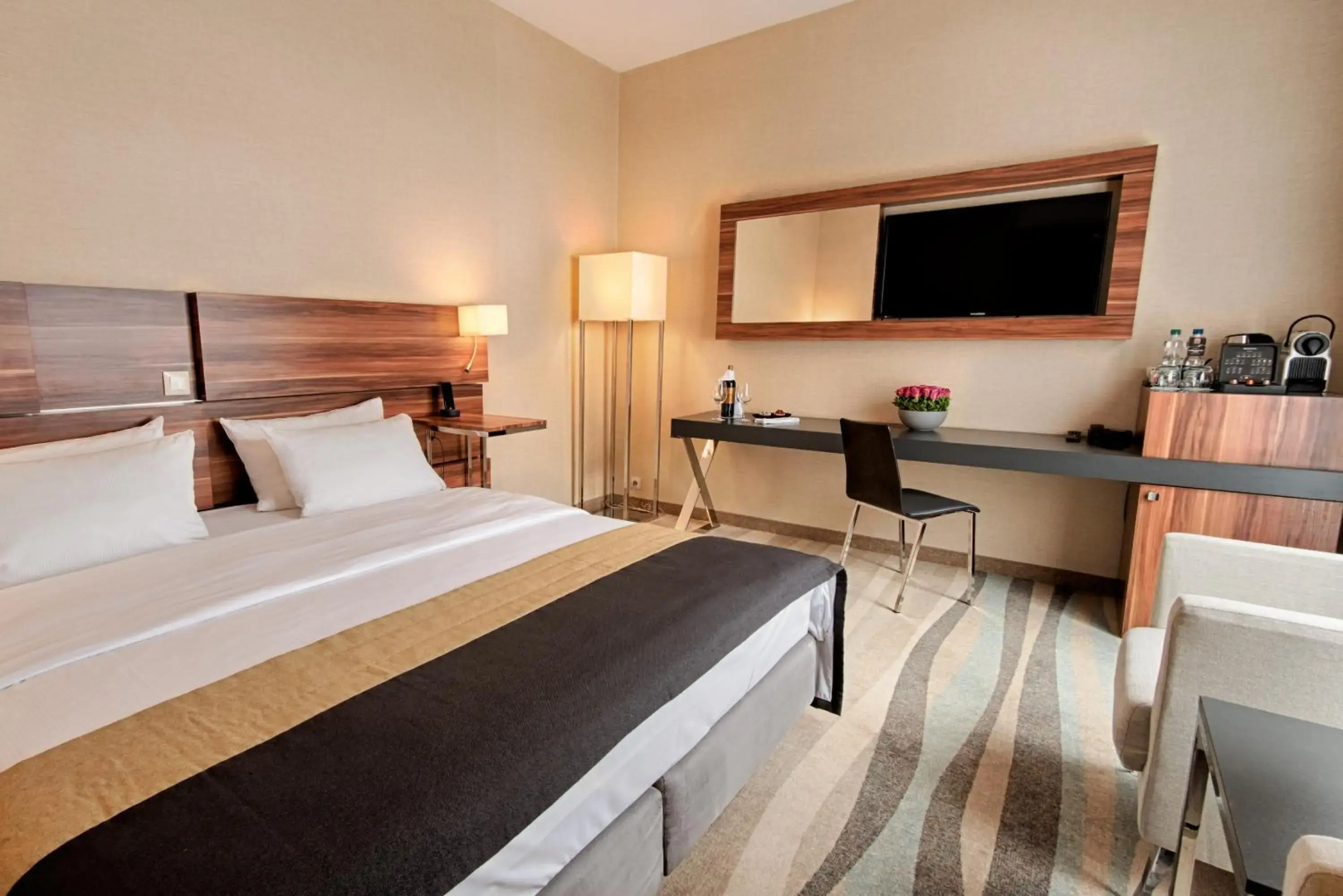 Warsaw Plaza Hotel