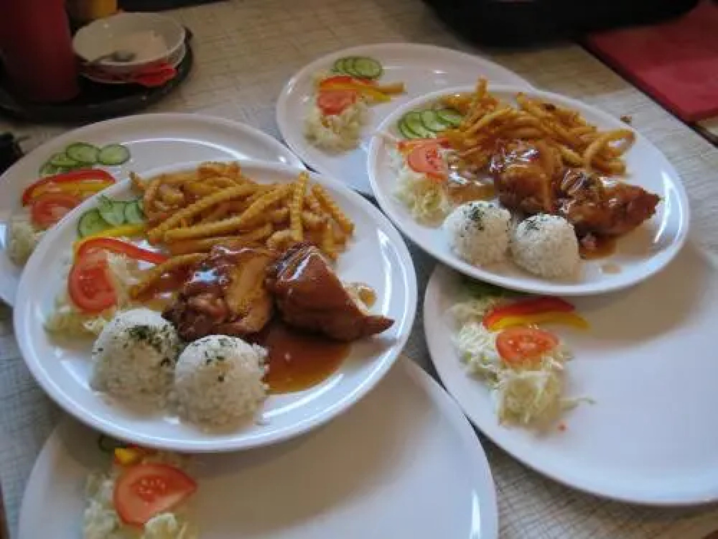 Eco Hotel & Camping LEO