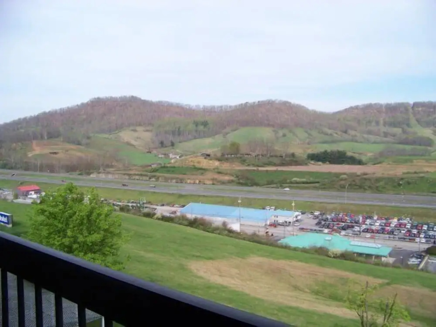 Days Hotel Sutton Flatwoods