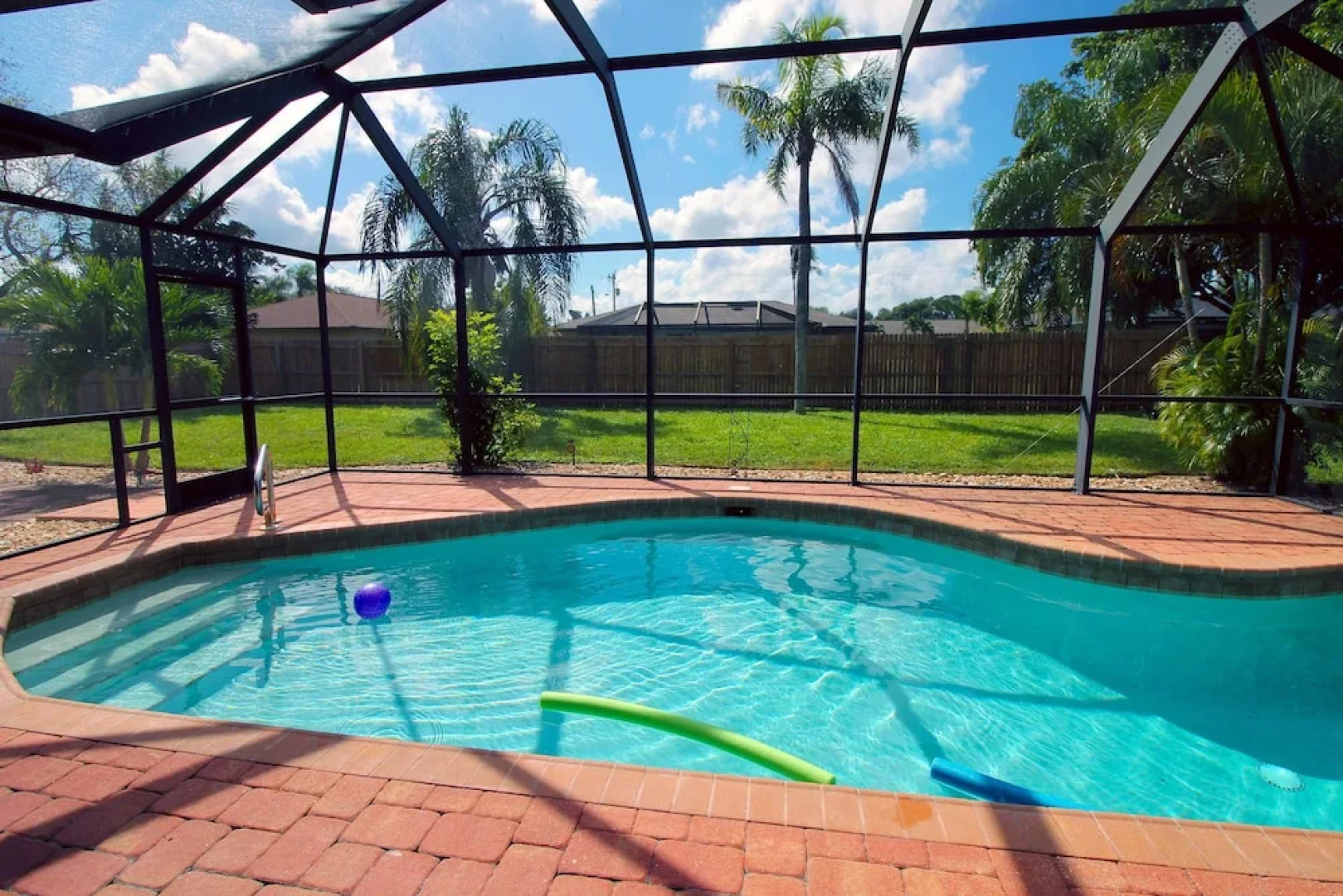 Villa Florida Flair - a Quiet Family Paradise in the Heart of Cape Coral