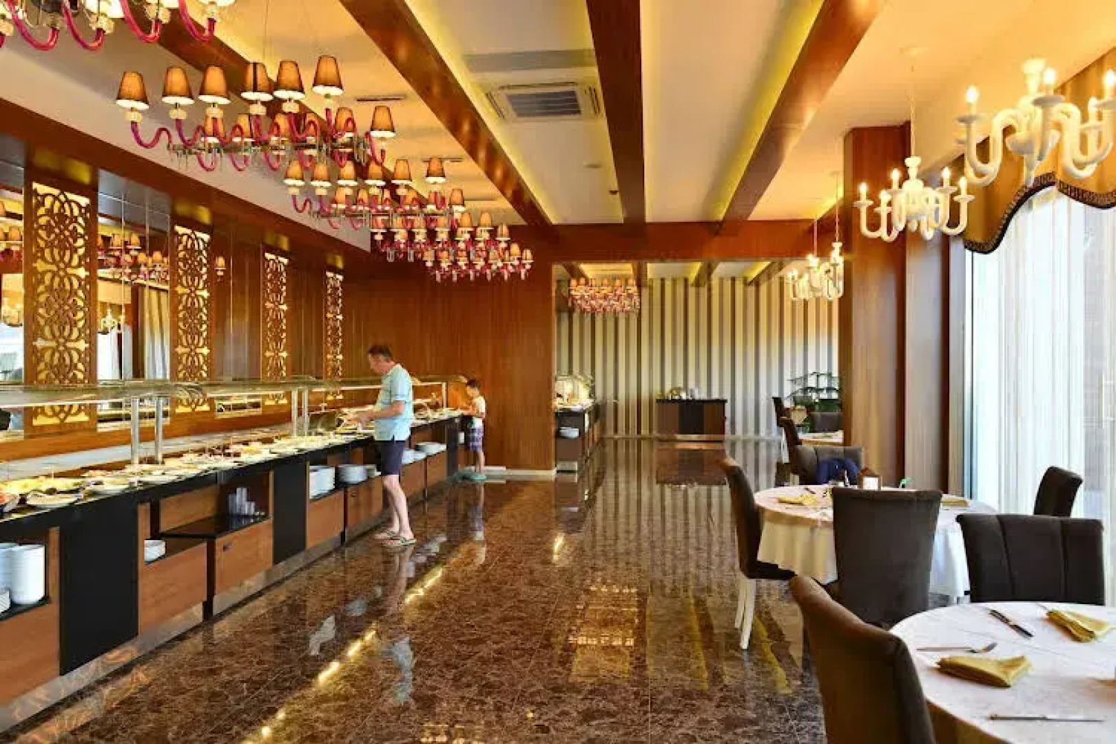 Azura Park Residence