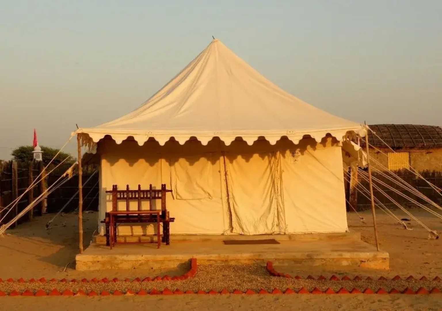Pal Rajah Resort