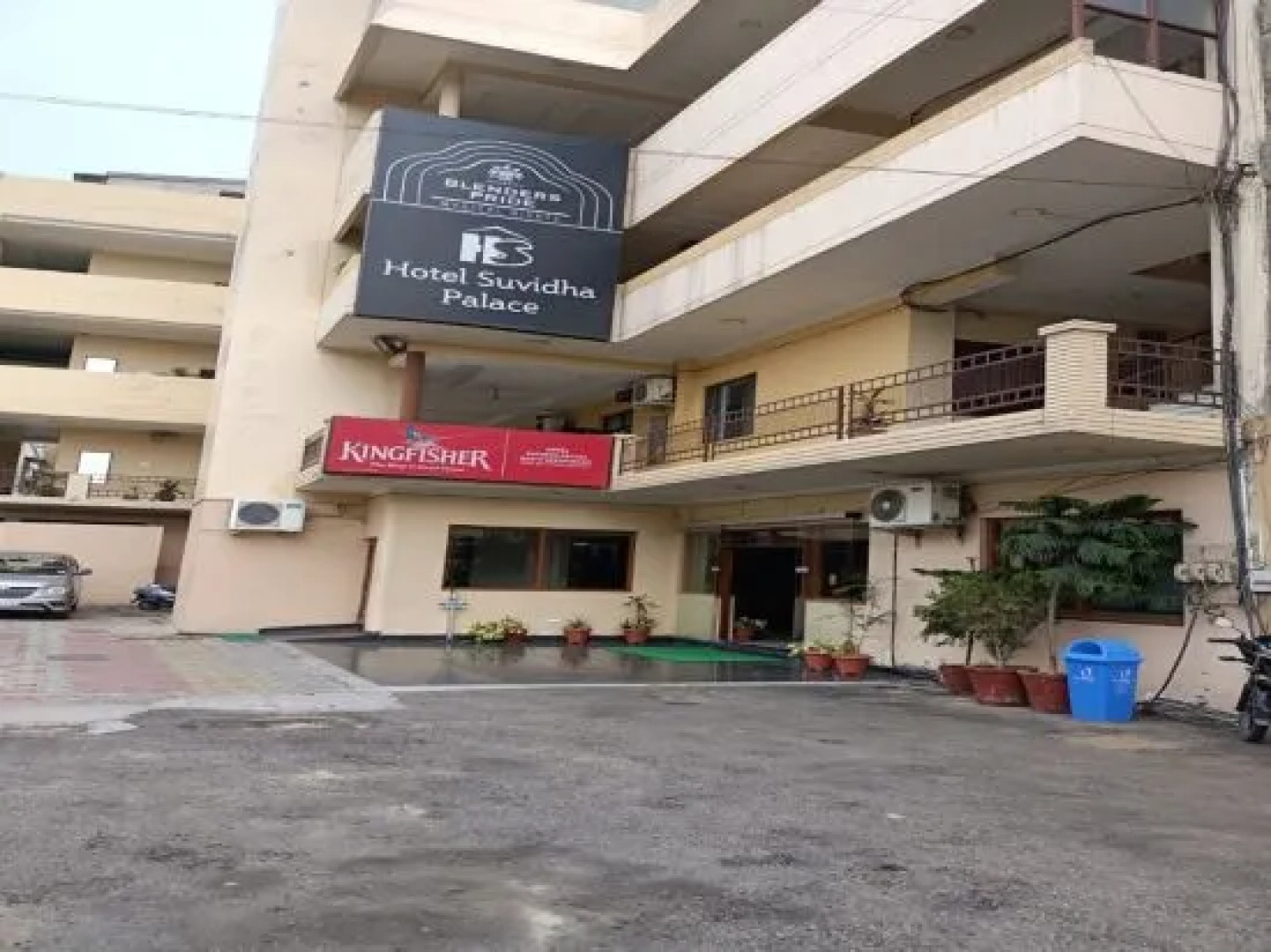 Hotel Suvidha Palace