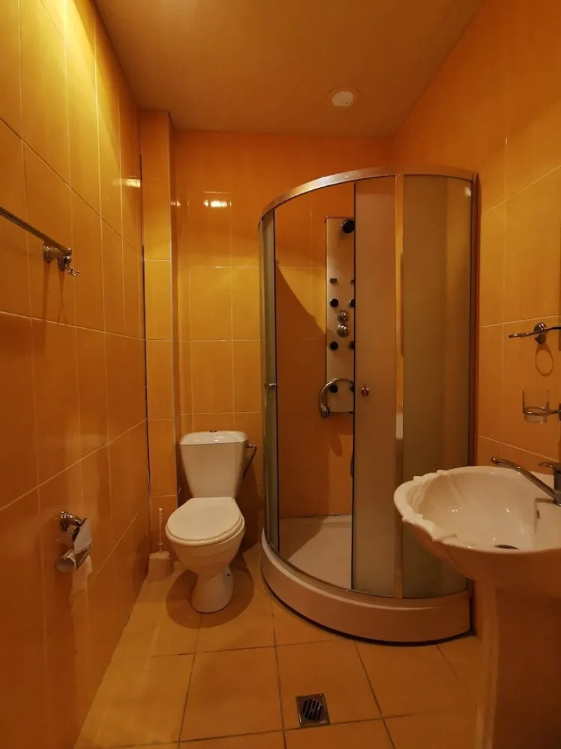 Guest house in Arzakan,Axveran