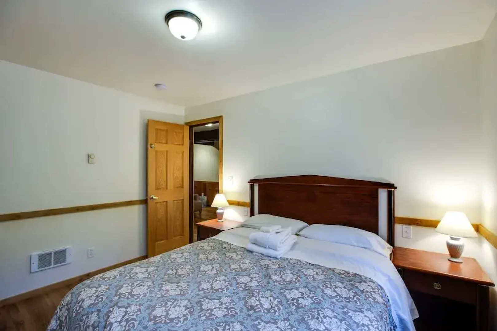 03MBH - WIFI -Pets OK - Sleeps 26