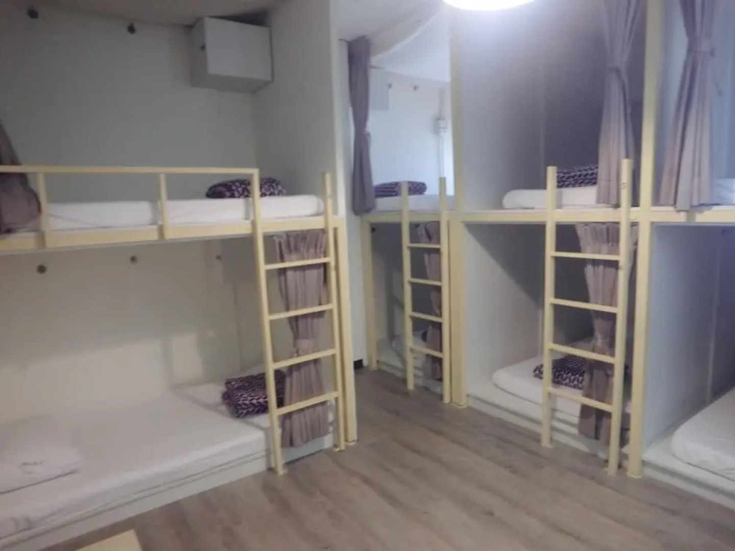 EasyInn Hotel & Hostel