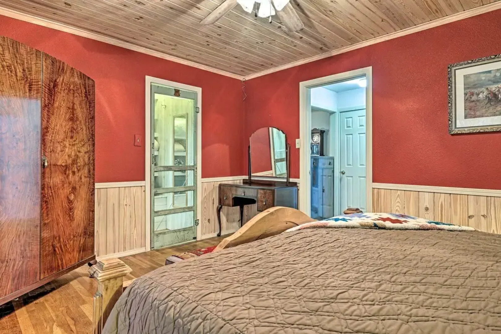 Llano Home With Yard: Walk to Restaurants!