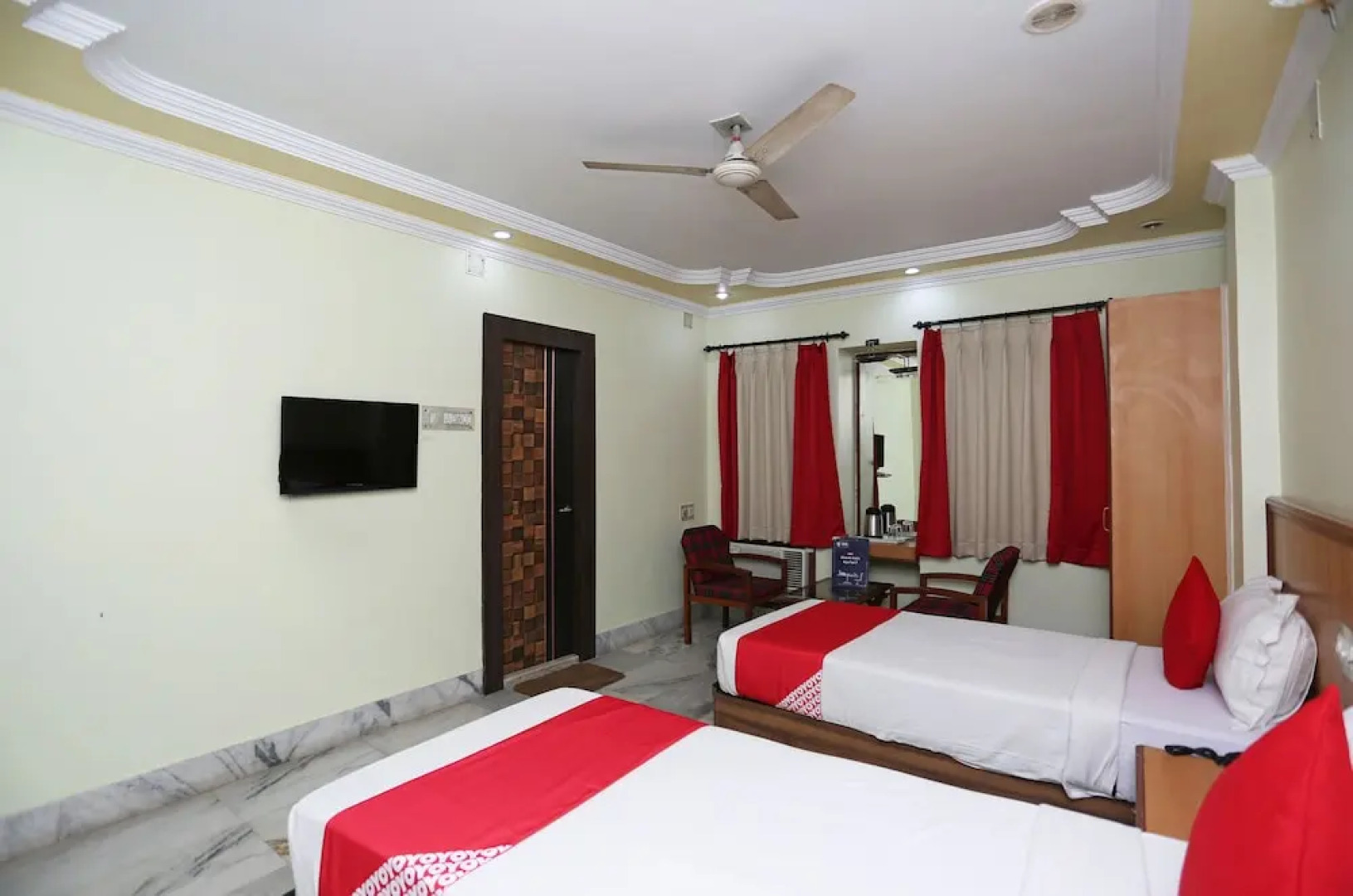 Hotel Aquatic Palace